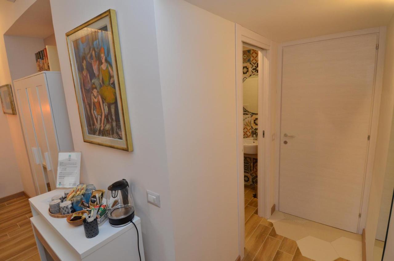 B&B Casazeni Napoli Eksteriør billede